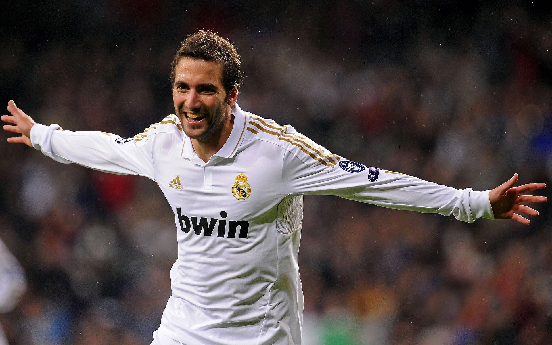 爱游戏体育入口-法甲巨星闪耀：瞬间带来全场高潮，法甲巨头